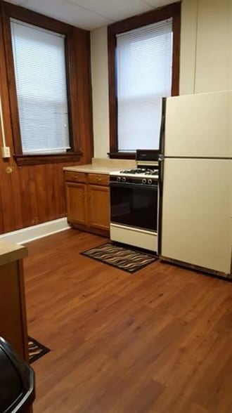 Building Photo - 823 Market St