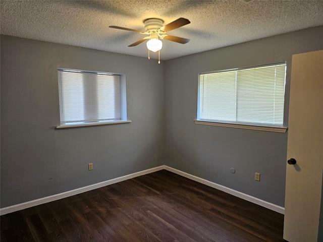 Building Photo - 812 Rush Creek Dr