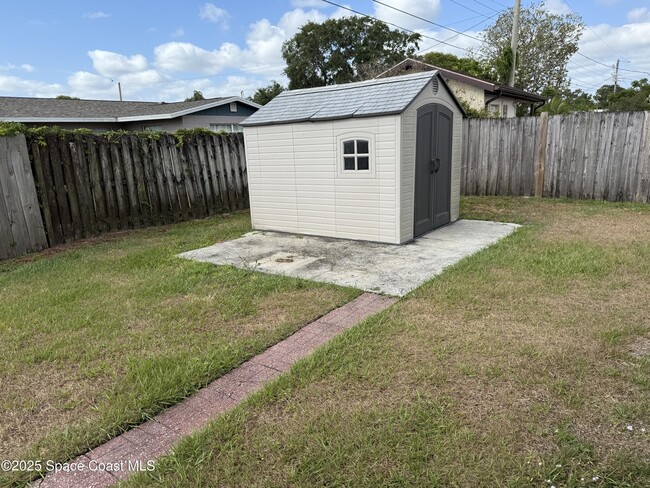 Building Photo - 2943 Telka Lynn Dr