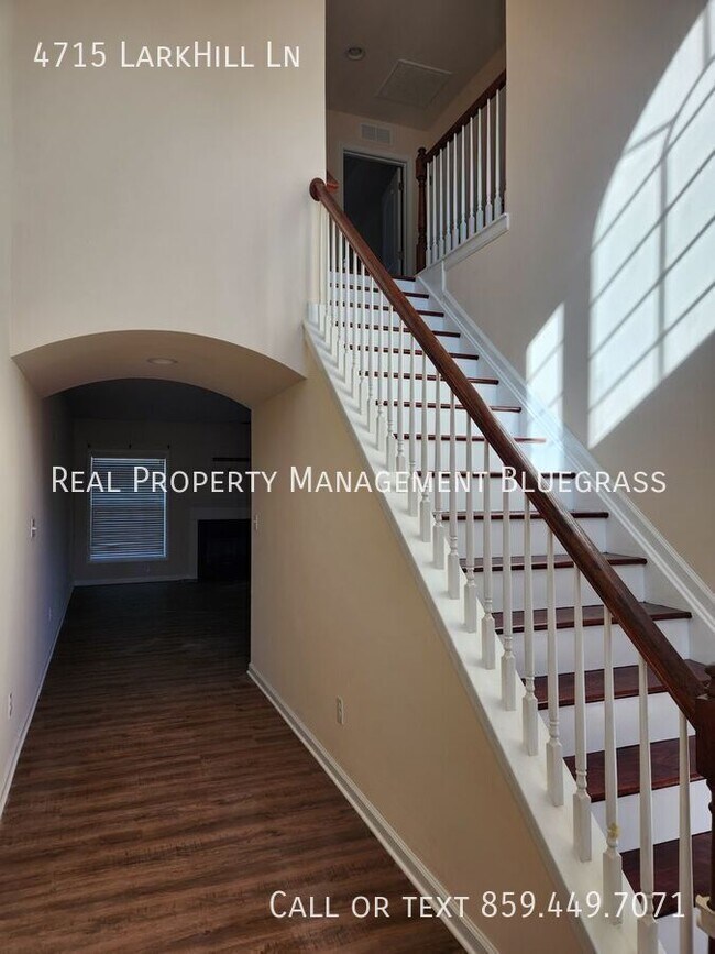 Building Photo - 4715 Larkhill Ln