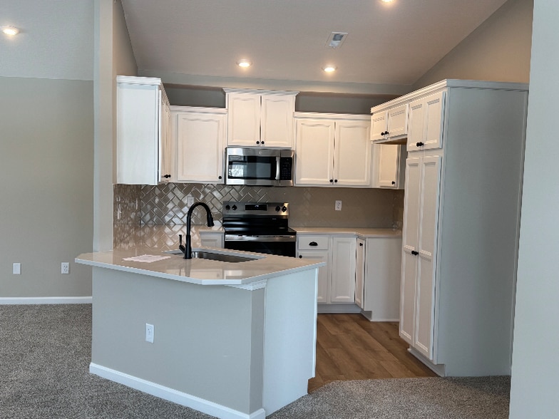 Building Photo - 508 Glenhaven Wy