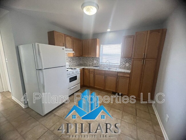 Building Photo - 2612 Vine Ct