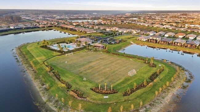 Building Photo - 18579 Ives Dr