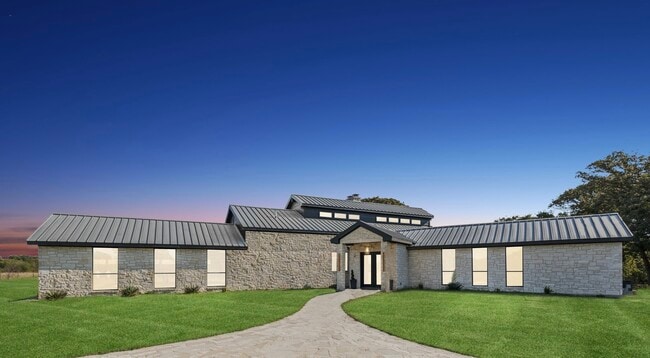 Building Photo - 10934 FM 2728