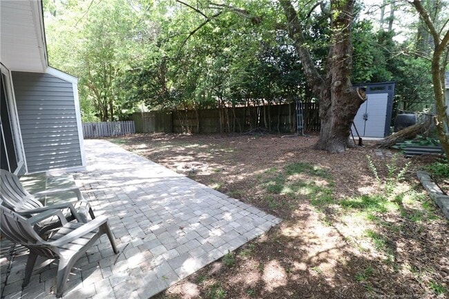 Building Photo - 1009 Dogwood Ln