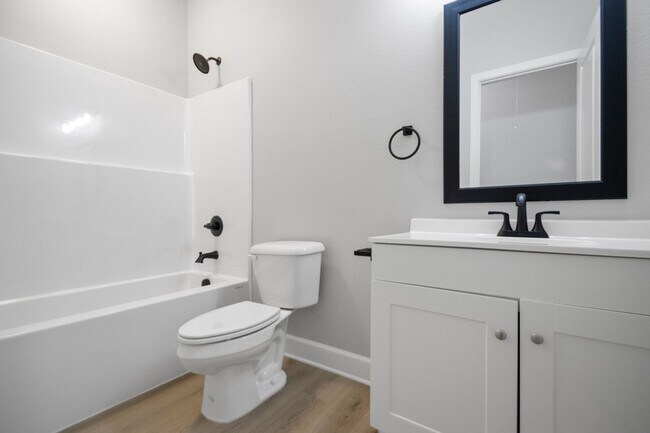 Building Photo - 2311 Nichols Rd