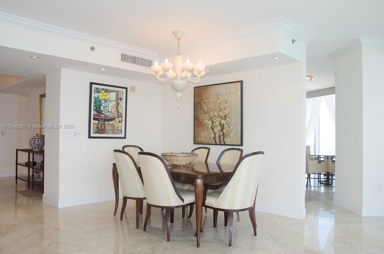 Building Photo - 17201 Collins Ave