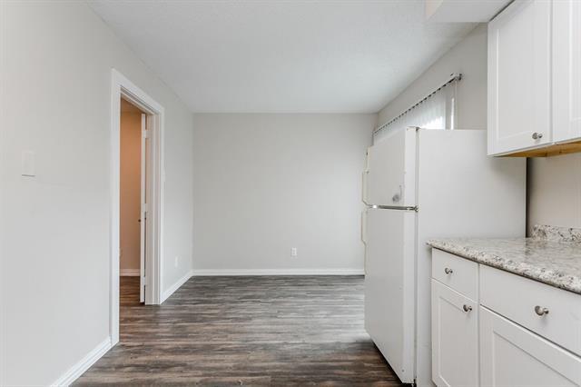 Building Photo - 9808 Valley Meadow Pl