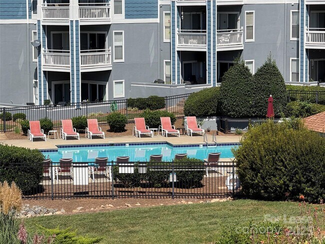 Building Photo - 1133 Torrence Cir