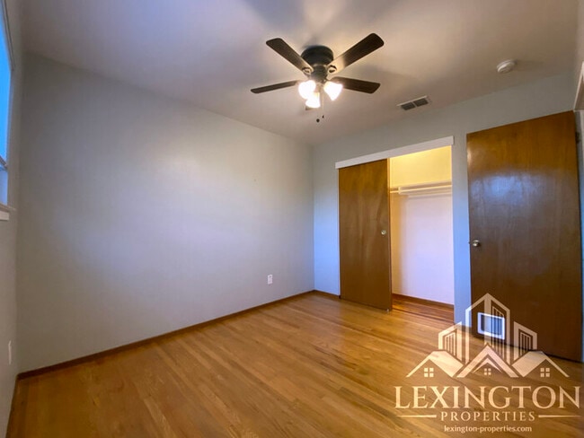 Building Photo - Charming, Orangevale Home with Spacious Yard! – 3BD/2BA