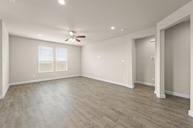 Building Photo - 1354 Madeline Ln