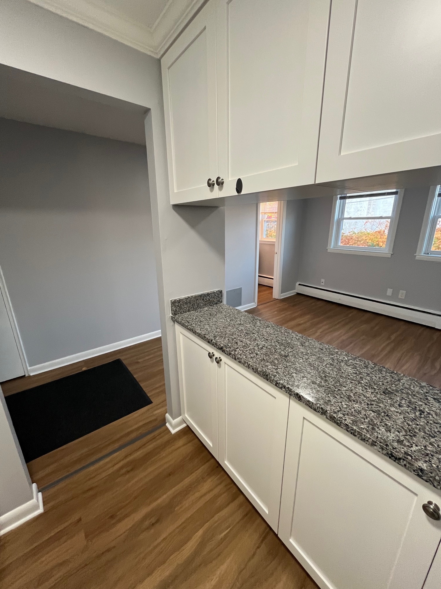 Building Photo - 15 Fairfax Ave