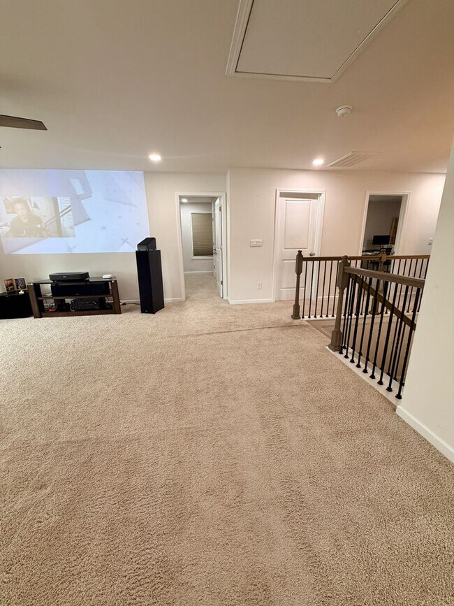 Building Photo - Elegant Home located in Cabarrus County!