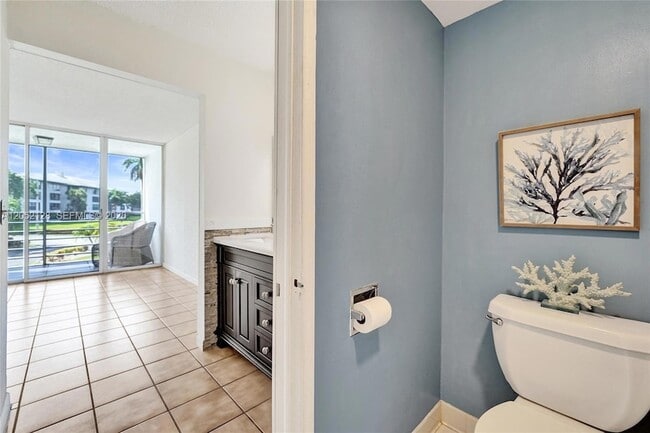 Building Photo - 9480 Tangerine Pl