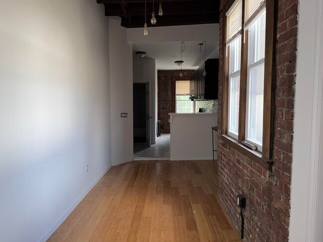 Building Photo - 2709 Bergenline Ave