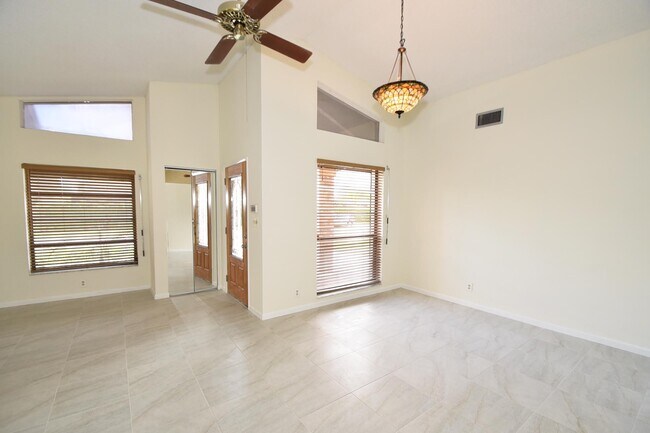 Building Photo - 21518 Summertrace Cir