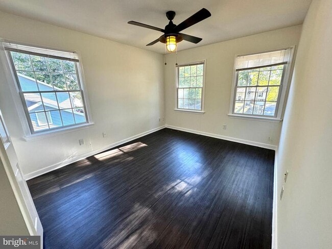 Building Photo - 1326 Aquia Dr
