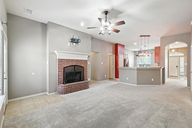 Building Photo - 6012 Parkplace Dr