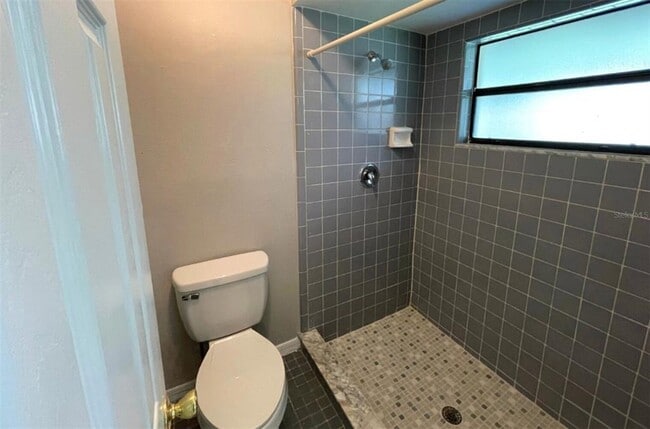 Building Photo - 305 Mormanno Way