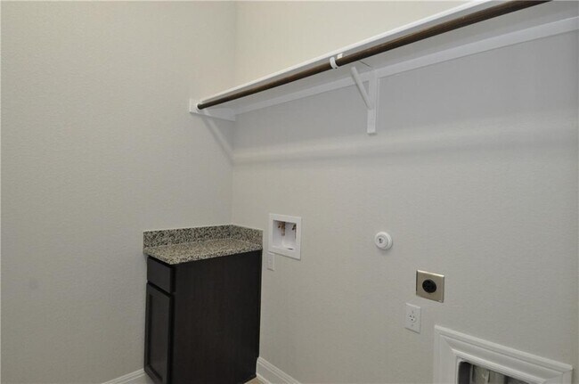 Building Photo - 3750 E Palm Valley Blvd