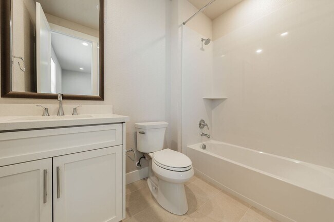Building Photo - Newly Built 5BR Luxury Home in El Dorado Hills – 3,926 Sq Ft!