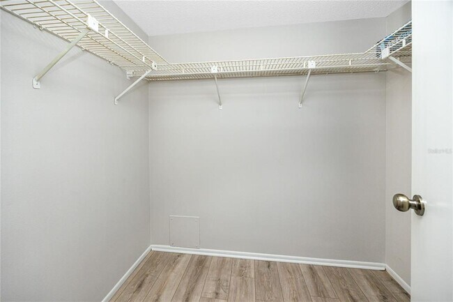 Building Photo - 209 Cypress Ct