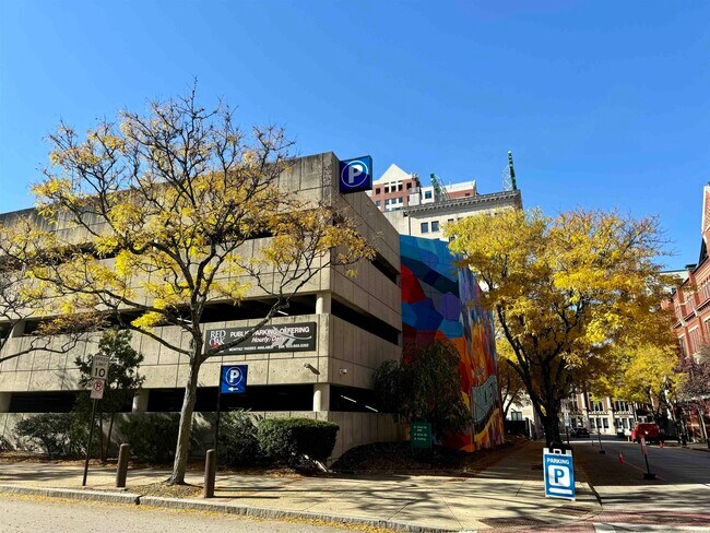 Building Photo - 83 Hanover St