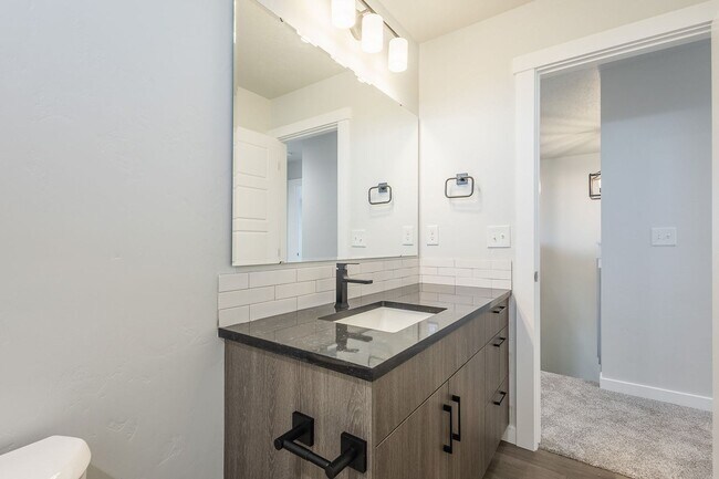 Building Photo - Brand New 4 Bed 2.5 Bath House in Star