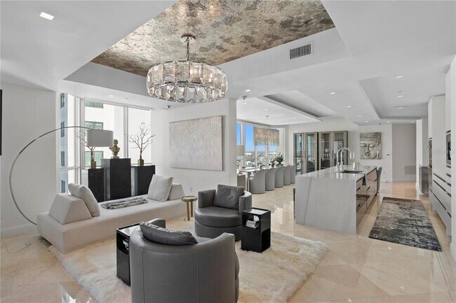 Building Photo - 450 Knights Run Ave