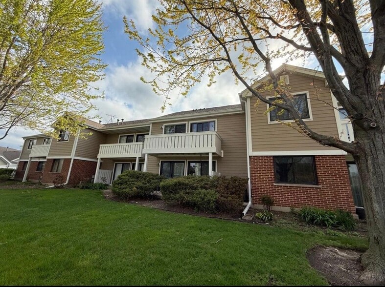 Building Photo - 380 Heather Ct