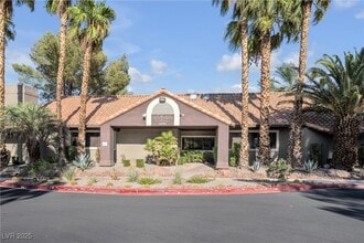 Building Photo - 5002 S Rainbow Blvd