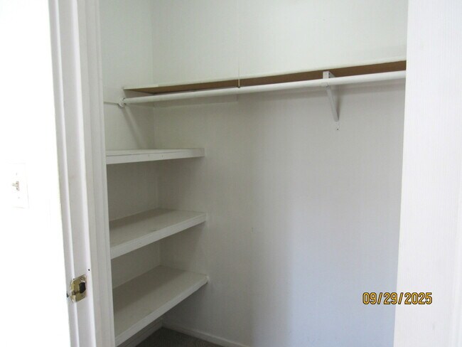 Building Photo - 1156 Copperfield Ln