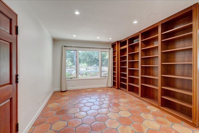 Building Photo - Rancho San Diego Custom Home with Panorami...