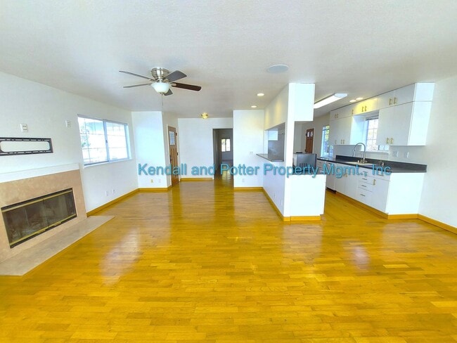 Building Photo - 1/2 Off 1st Month's rent with Move In by 1/15/26 - Wonderful 3+ Bed/2 Bath Home in Soquel