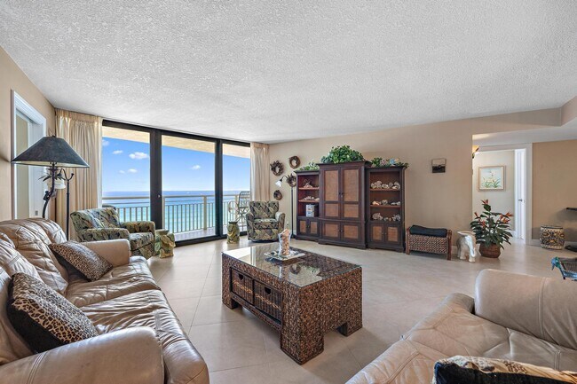Building Photo - 3000 N Ocean Dr
