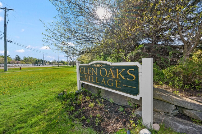 Building Photo - 29374 Glen Oaks Blvd W