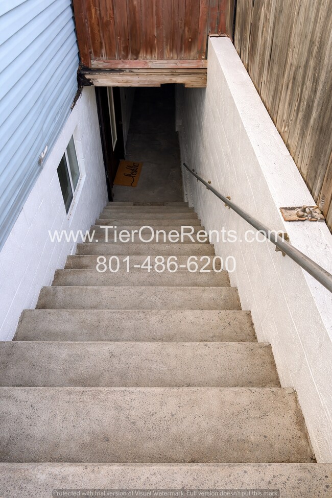 Building Photo - NO DEPOSIT option available for qualified renters with Obligo.