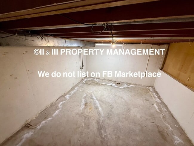 Building Photo - 8440 Lane Dr