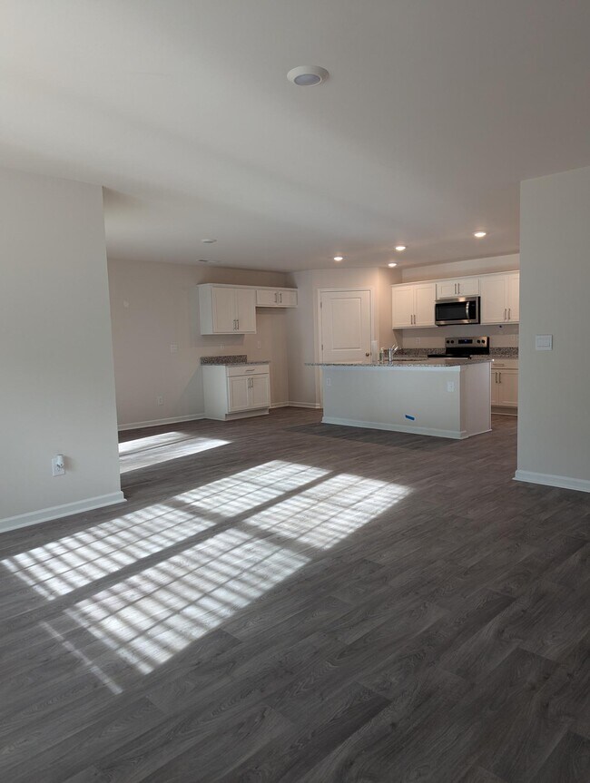 Building Photo - 4003 Calabash Ct