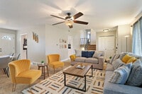 Building Photo - 207 N Beverly St