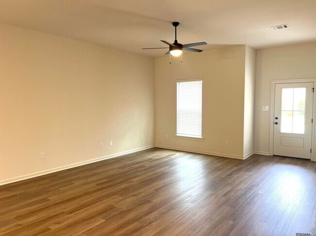 Building Photo - 35657 Woodland Ridge Dr