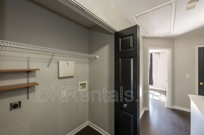 Building Photo - 3177 Mill Springs Cir NE