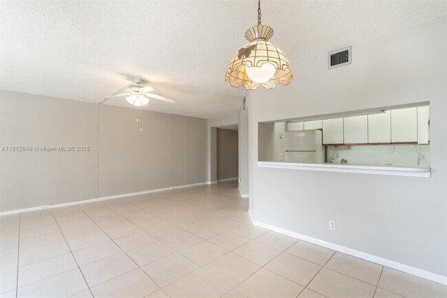 Building Photo - 1000 SW 128th Terrace
