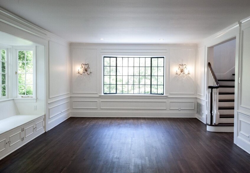 Building Photo - 3915 Benedict Canyon Dr