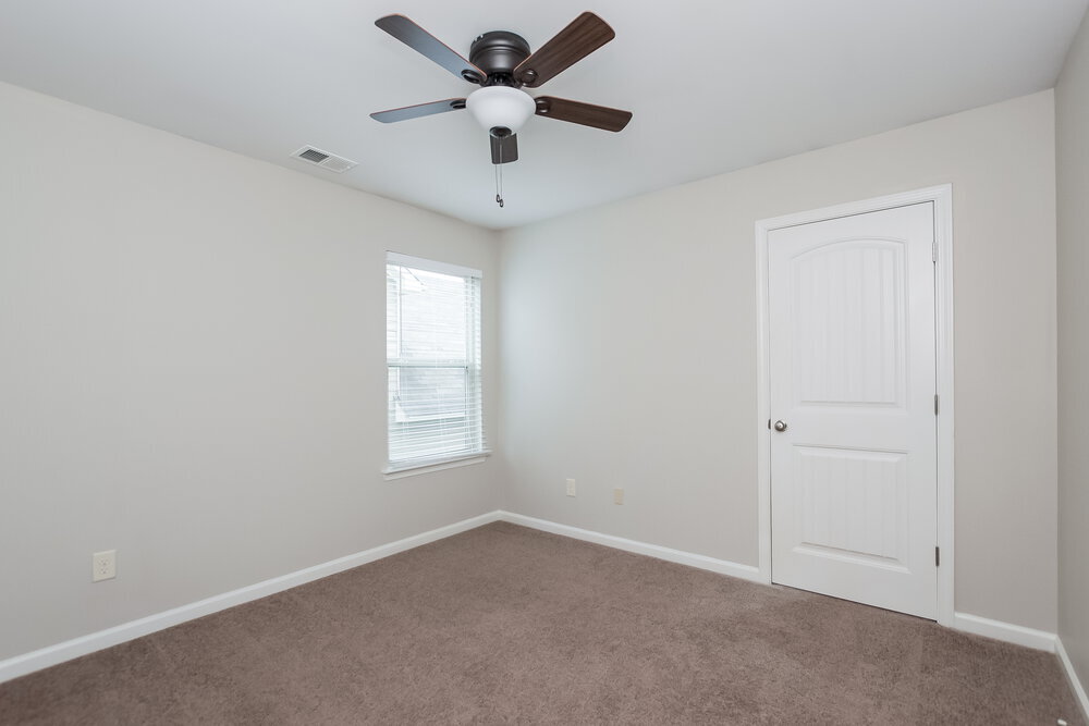Building Photo - 68 Teramont Ct