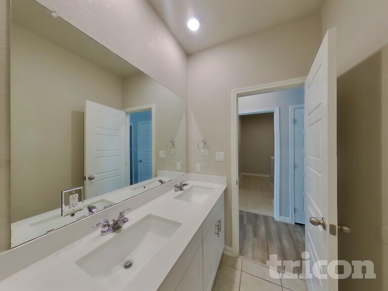 Building Photo - 5503 Shasta Pl