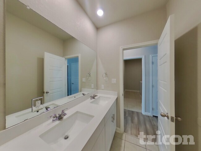 Building Photo - 5503 Shasta Pl