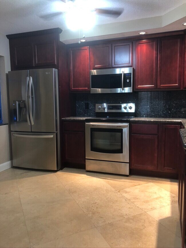 8030 Hampton Blvd 8030 Hampton Blvd North Lauderdale FL 33068