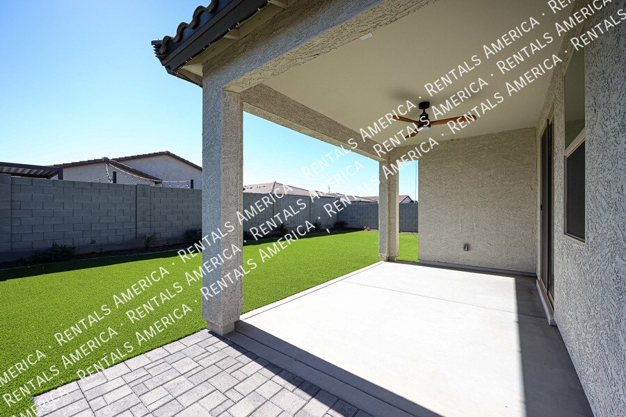 Building Photo - 3403 W Pollack St