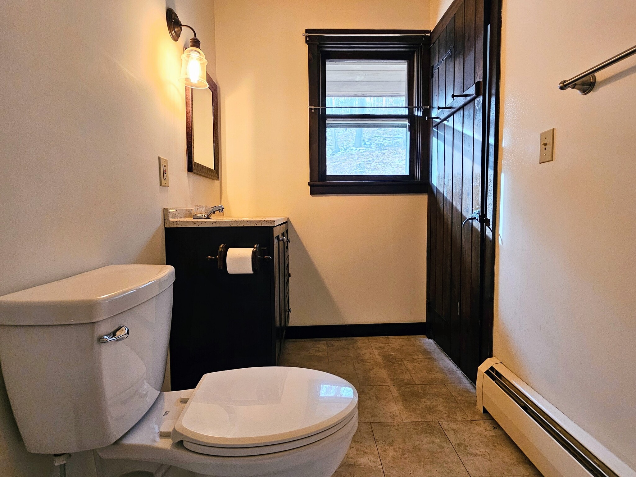 Building Photo - 135 Fraelich Rd